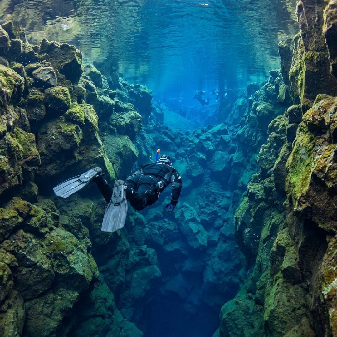Snorkel Silfra fissure