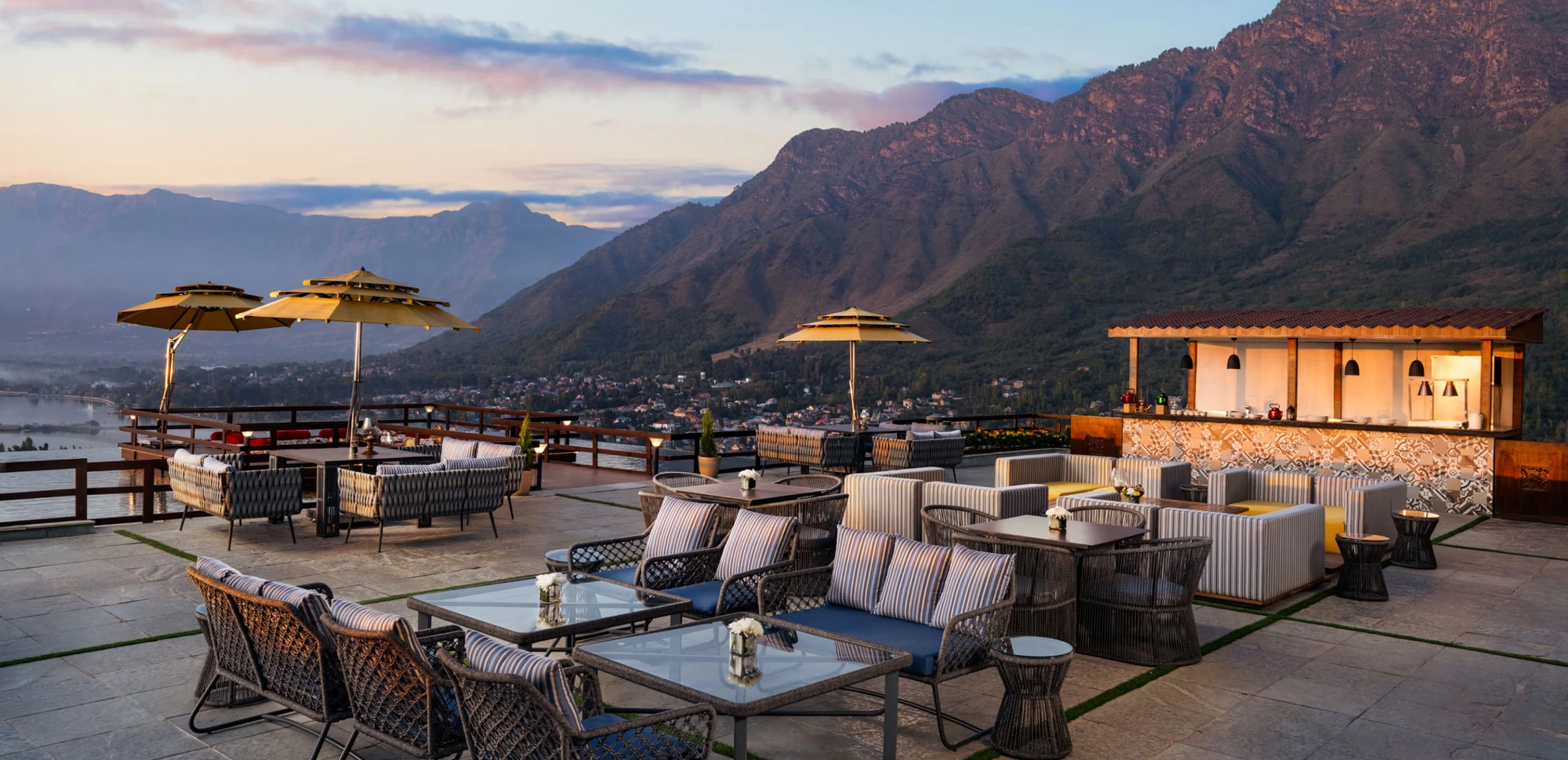 Vivanta Dal View